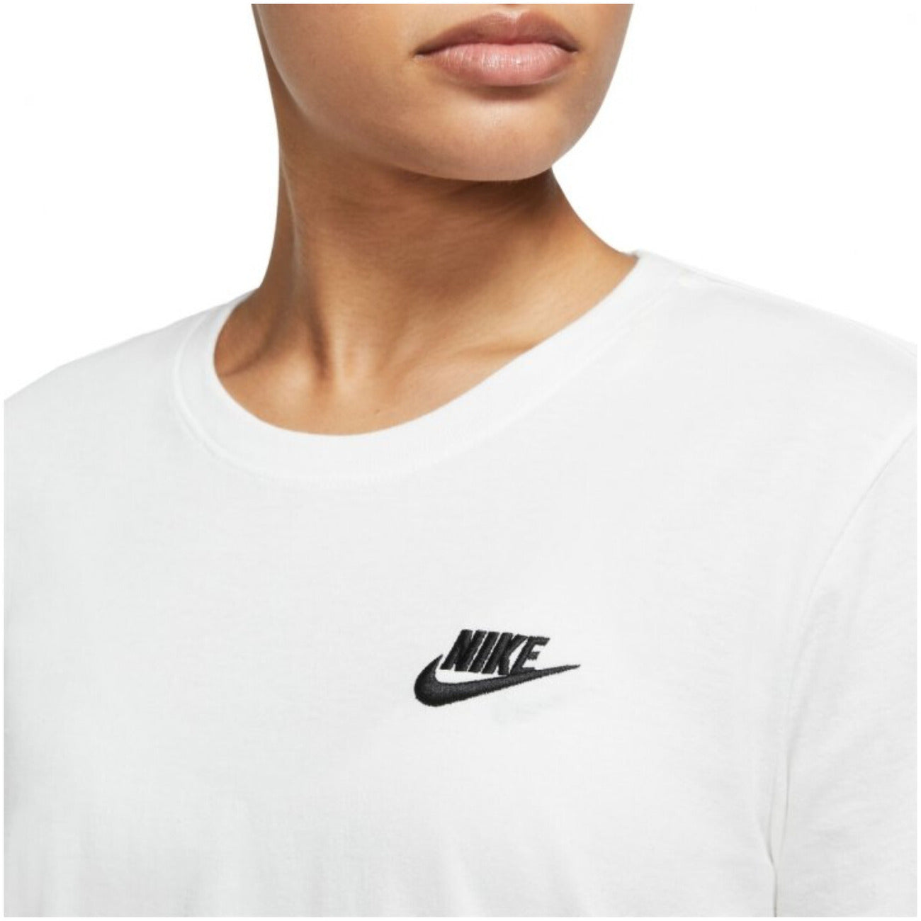Nike Women T-Shirt