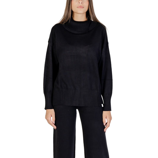 Choral  Women Knitwear