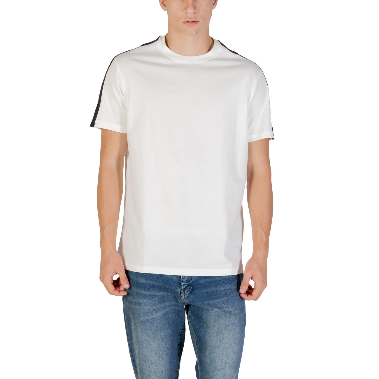 Armani Exchange Men T-Shirt